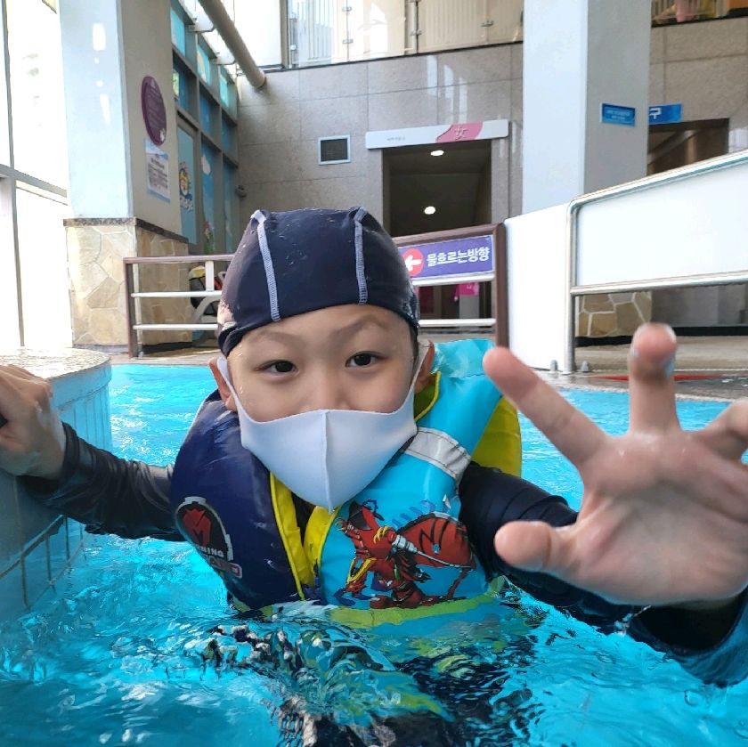 경주 한화리조트 뽀로로 테마 수영장 가족여행 | 트립닷컴 경주 트래블로그